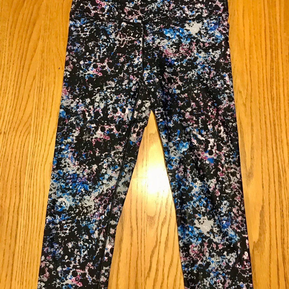 Fabletics multi color leggings - Picture 2 of 2